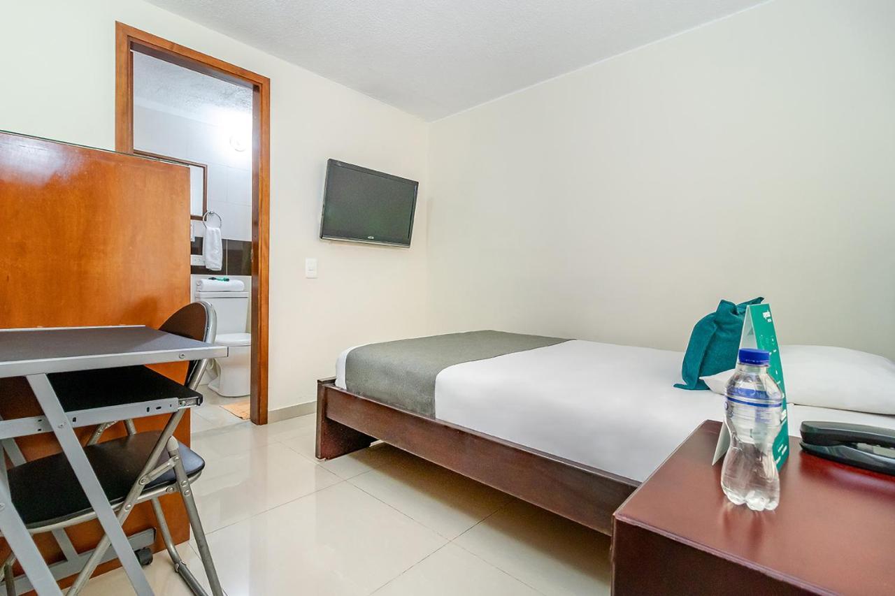 Hotel Nabusimake Modelia Bogotá Zewnętrze zdjęcie