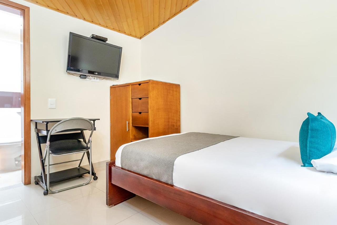 Hotel Nabusimake Modelia Bogotá Zewnętrze zdjęcie