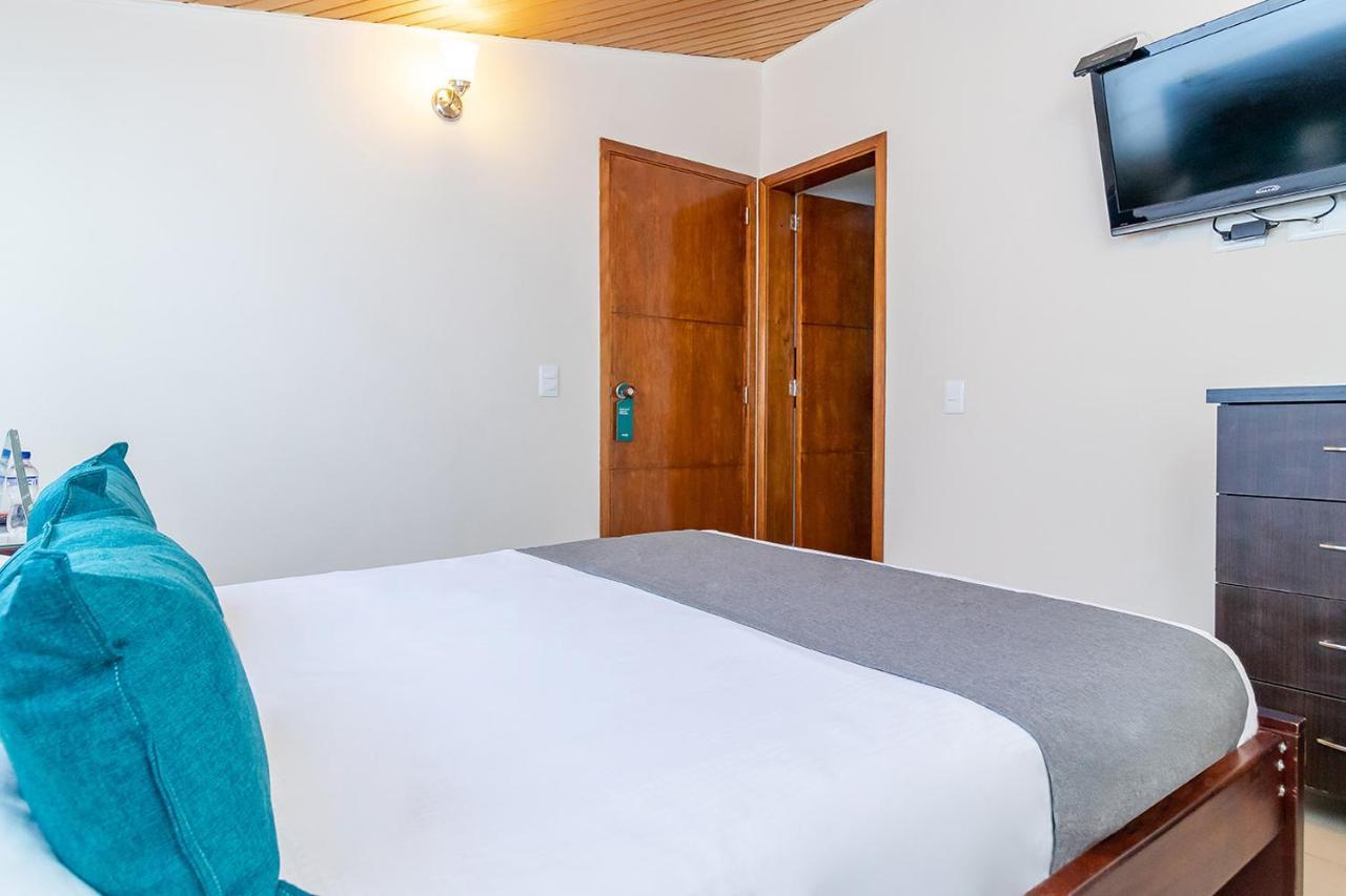 Hotel Nabusimake Modelia Bogotá Zewnętrze zdjęcie